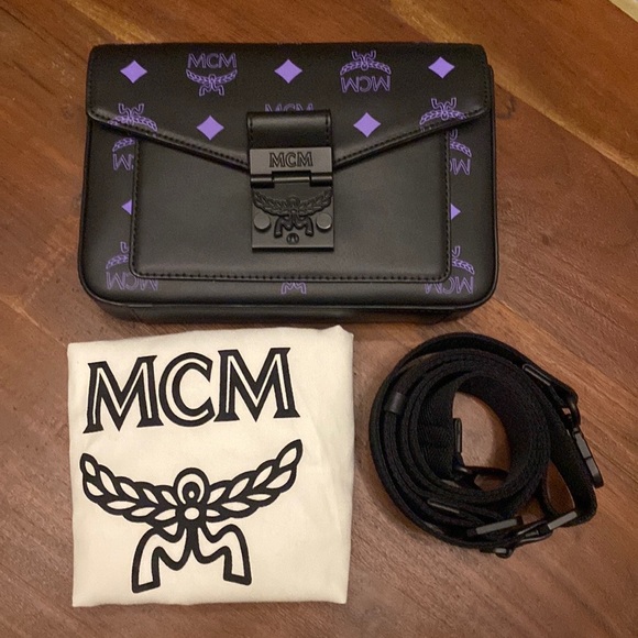 NEW‼️ MCM LOGO MONOGRAM CROSSBODY BAG UNISEX - Picture 3 of 9